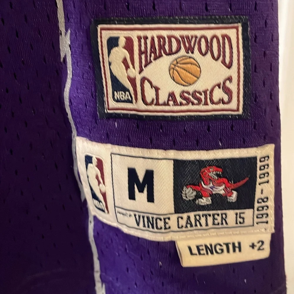 Raptors Jersey size medium - Picture 3 of 3